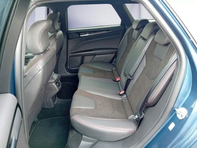 Ford Mondeo ST Line Wagon