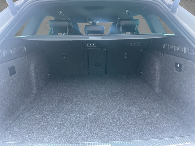 Skoda Superb Combi Sportline iV