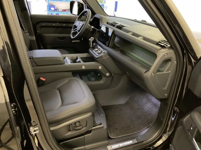 Land Rover Defender 110 AWD D300