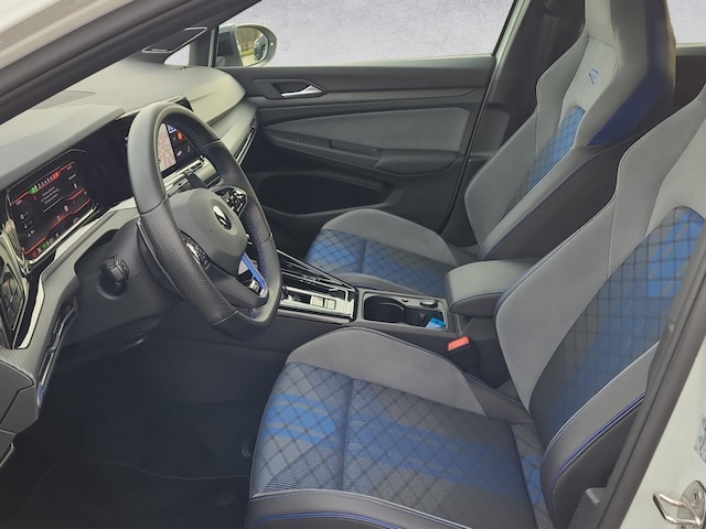 Volkswagen Golf 2.0 TSI DSG Golf VIII