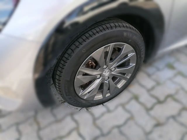 Peugeot E-208 Active Pack