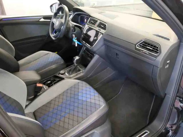 Volkswagen Tiguan R / R-Perform. Akrapovic / H&K DCC- Fahrw.