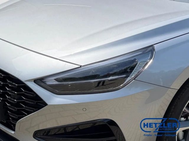 Hyundai i30 Advantage Hybrid T-GDi