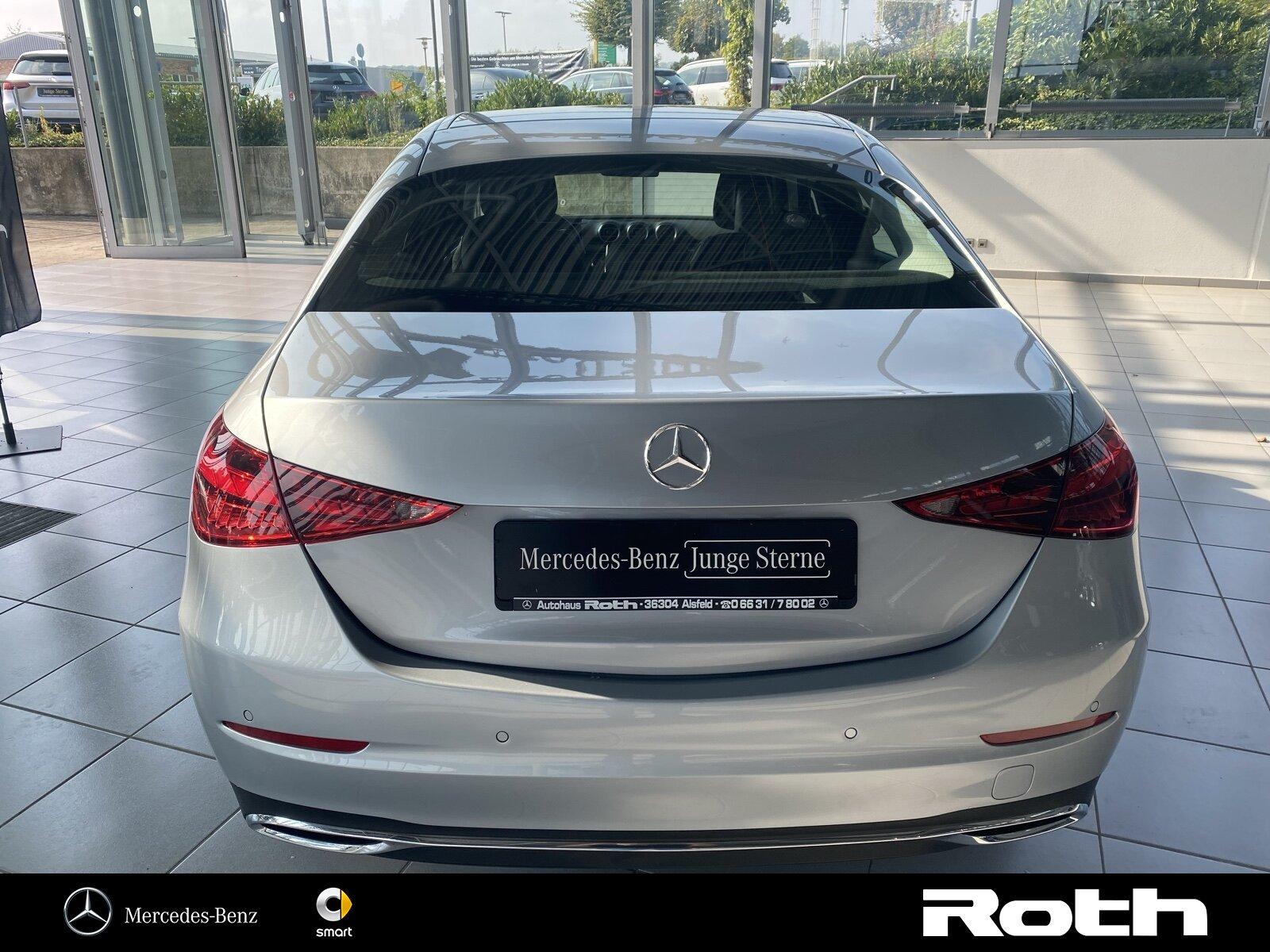 Mercedes-Benz C 300 AVANTGARDE Sedan