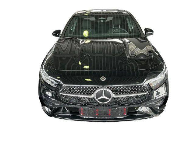 Mercedes-Benz A 200 AMG Line