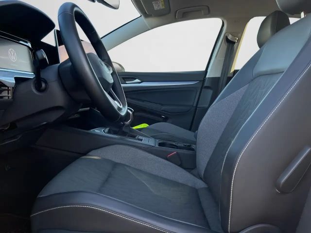 Volkswagen Golf 1.5 TSI