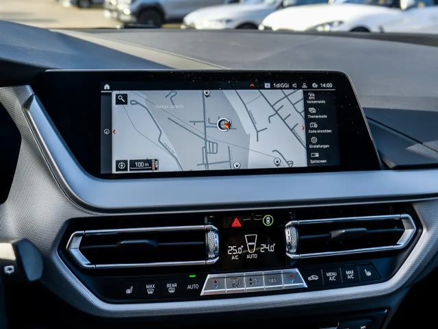 BMW 116 116d Advantage pakket Sedan