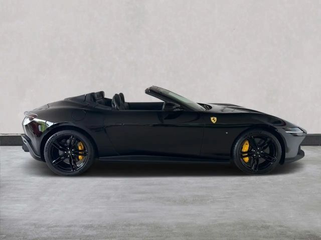 Ferrari Roma Spider