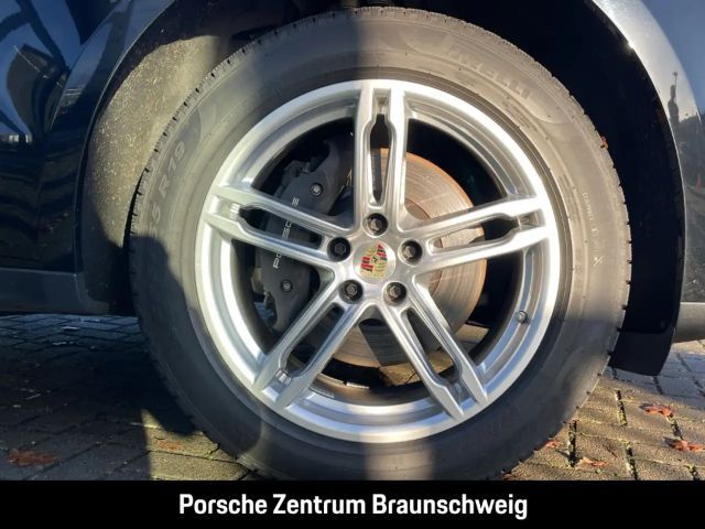 Porsche Macan Sportabgasanlage Luftfederung LED