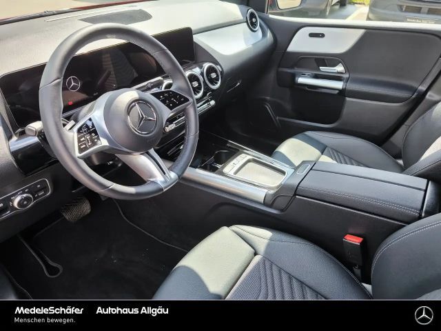 Mercedes-Benz B 220 B 220 d Progressive