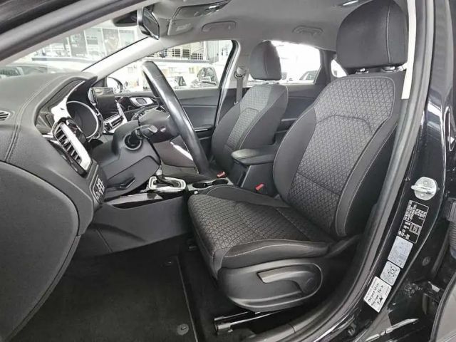 Kia Ceed / Ceed Automatik | AHK | SHZ | NAVI