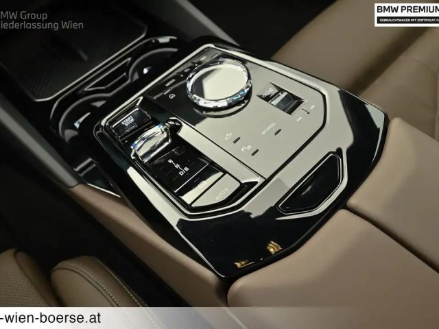 BMW i5 Sedan eDrive40