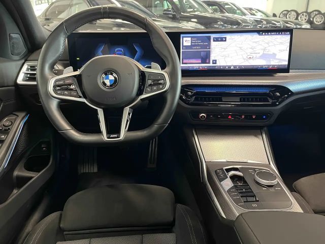 BMW 320 320d M-Sport Sedan