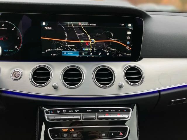 Mercedes-Benz E 220 AMG Line E 220 d Estate