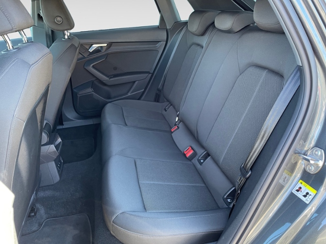 Audi A3 35 TFSI S-Line S-Tronic Sportback