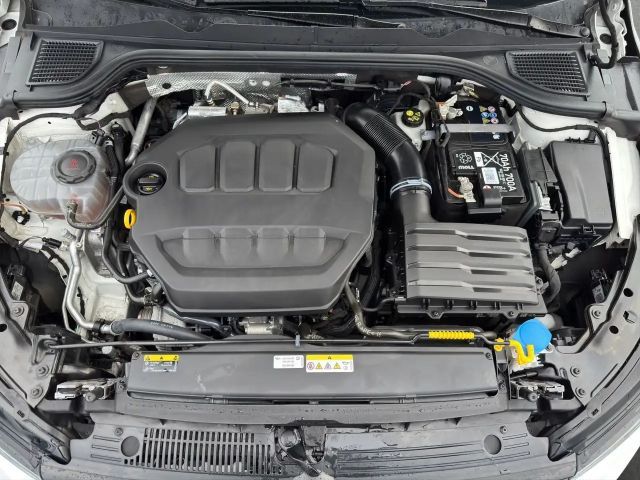 Volkswagen Golf 2.0 TSI GTI Golf VIII Style