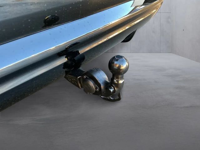 Audi A6 e-tron Quattro