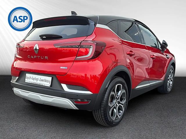 Renault Captur E-Tech EDC Intens