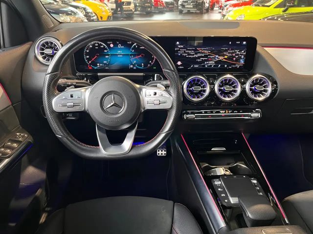 Mercedes-Benz GLA 250 4MATIC AMG Line