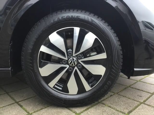 Volkswagen Polo Goal 15"LM AHZV Navi 2AC+ LED FLA 4PDC CAM