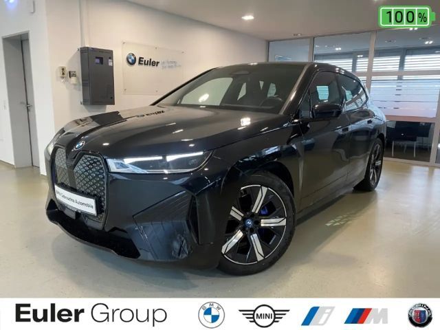 BMW iX xDrive50