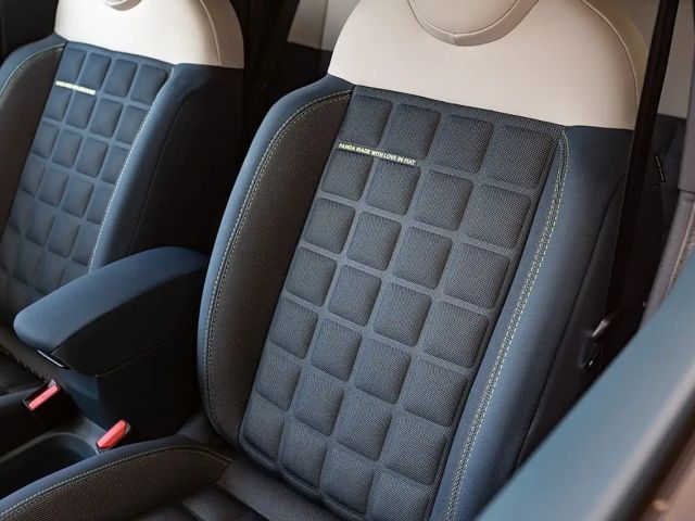 Fiat Grande Panda E La Prima