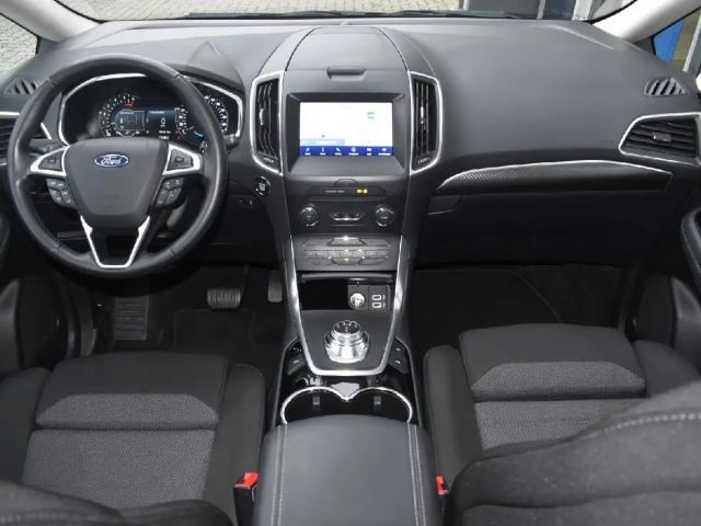 Ford S-Max Titanium