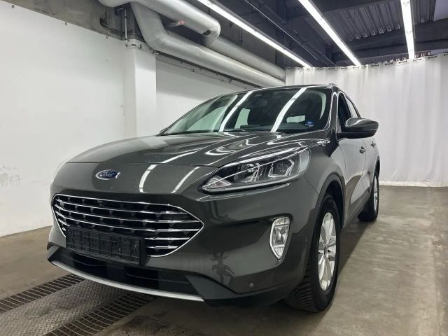 Ford Kuga AWD Titanium