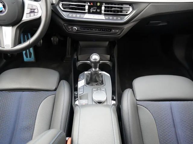 BMW 116 116d M-Sport Sedan