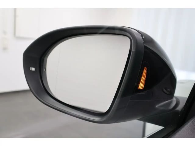 Volkswagen Taigo 1.0 TSI DSG Style