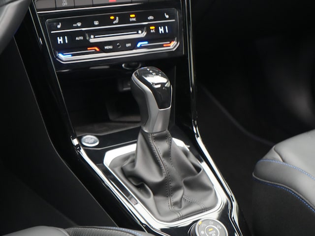 Volkswagen T-Roc T-Roc R  PANO MATRIX AHK AKRAPOVIC LEDER ACC N