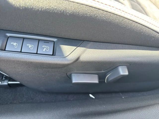 Citroën C4 Hybrid Max