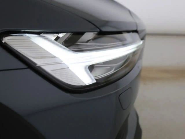 Volvo V60 Cross Country AWD Ultimate