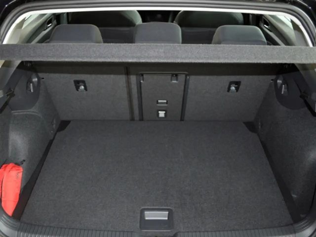 Volkswagen Golf DSG Golf VIII Style