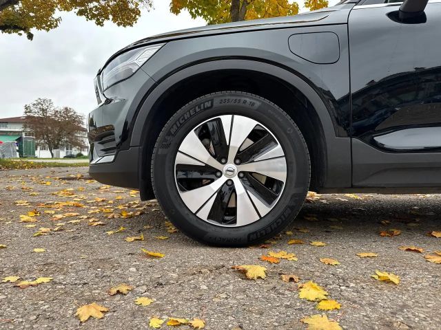 Volvo XC40 Core Recharge