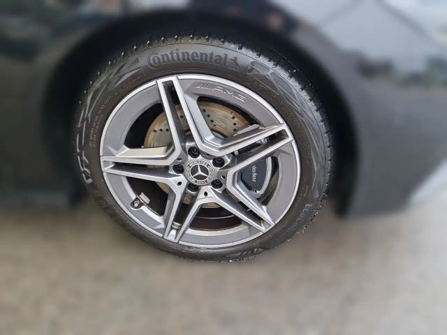 Mercedes-Benz CLA 200 AMG Line Coupé