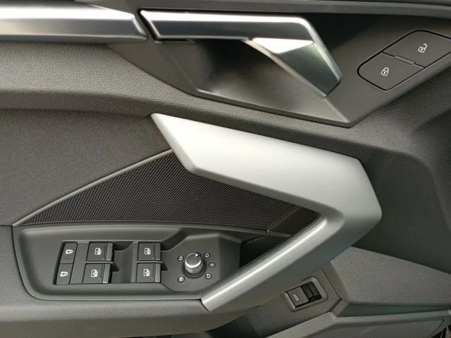 Audi A3 30 TFSI Sedan