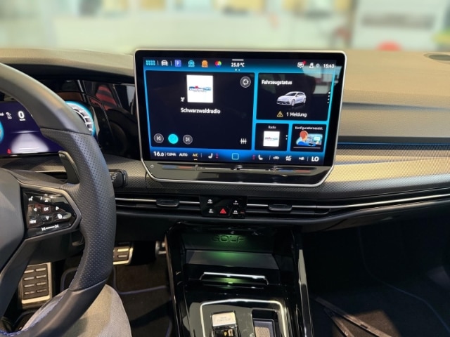 Volkswagen Golf 2.0 TSI Golf VIII IQ.Drive