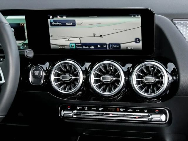 Mercedes-Benz EQA 300 4MATIC Progressive