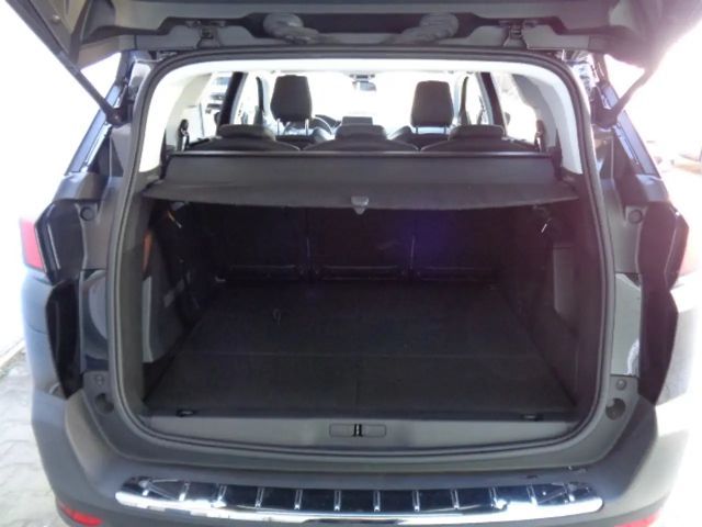 Peugeot 5008 Allure Pack EAT8 PureTech