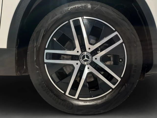 Mercedes-Benz GLA 200 Progressive