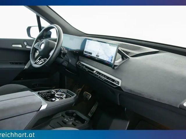 BMW iX xDrive45
