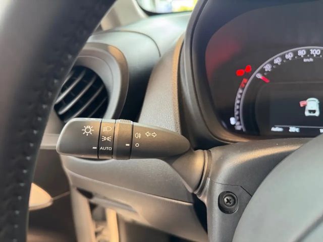 Toyota Aygo X Hatchback Play X-play