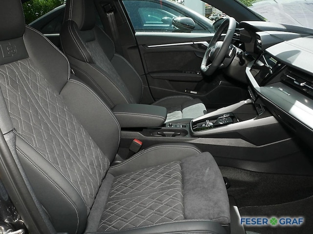 Audi A3 35 TFSI S-Line S-Tronic Sedan