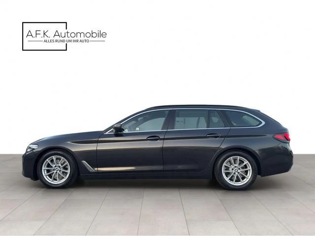 BMW 520 520d M-Sport