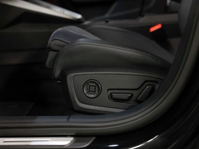 Audi RS3 Quattro S-Tronic Sedan