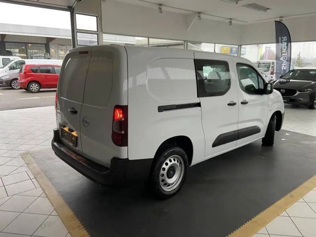 Opel Combo COMBO Cargo DOKA 1,5 131PS 8G Automatik