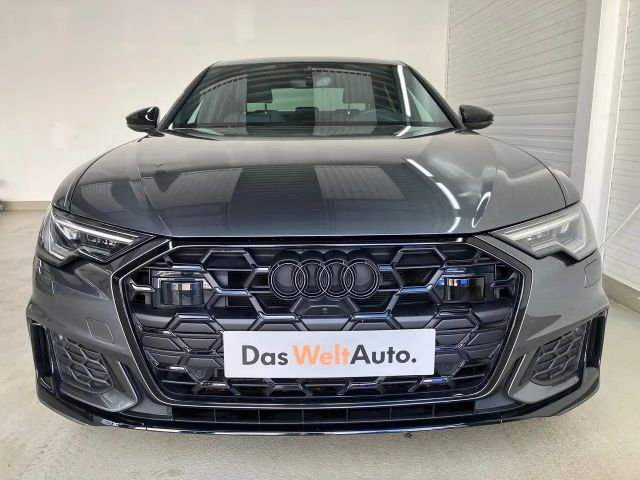 Audi A6 40 TDI S-Line Sedan
