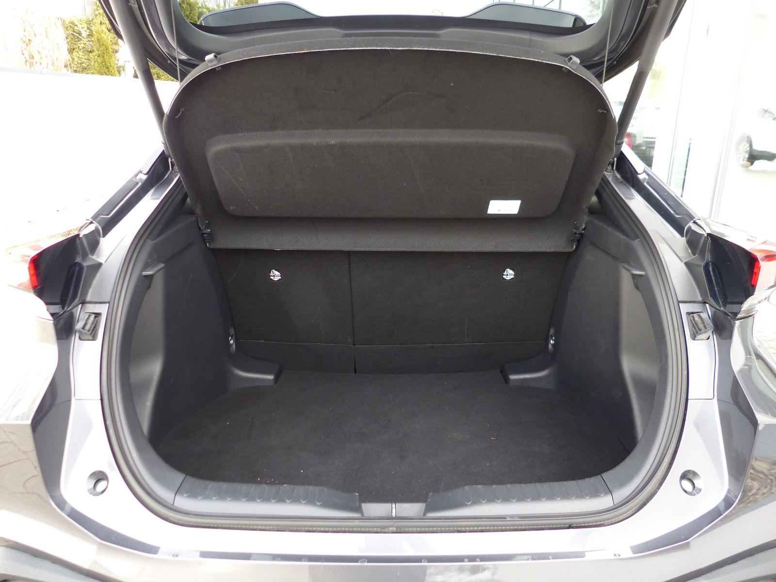 Toyota C-HR Hybride Team D