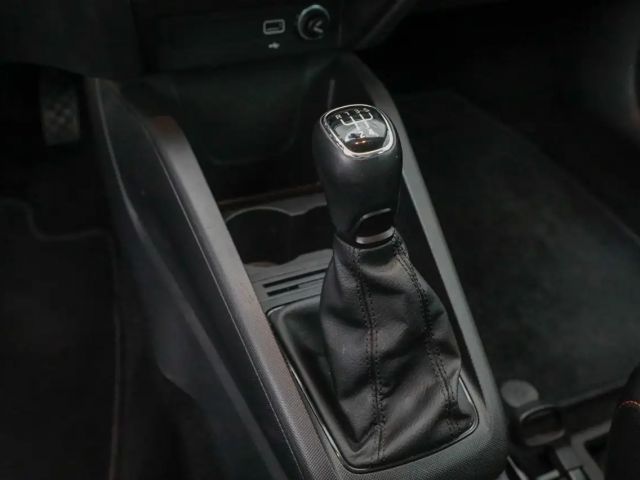 Skoda Fabia 1.0 TSI Clever Combi